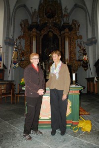 BethSuzanneAtChurchAltar